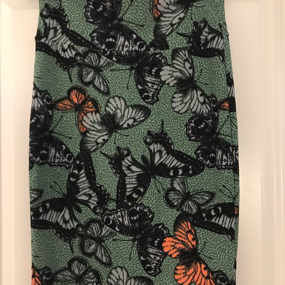 XS LulaRoe Cassie Butterfly print skirt